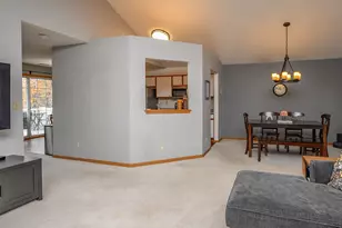 5970 S Crosswinds Dr, Cudahy, WI 53110 - Photo 8