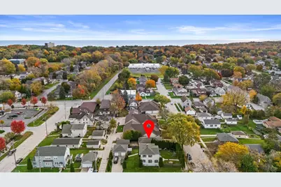 1020  Carrington Ave, South Milwaukee, WI 53172 - Photo 4
