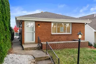 1020 Carrington Ave, South Milwaukee, WI 53172 - Photo 1