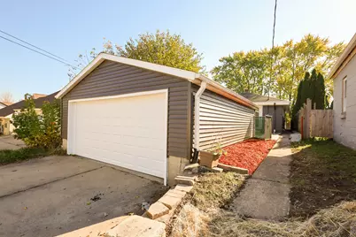 1020  Carrington Ave, South Milwaukee, WI 53172 - Photo 28