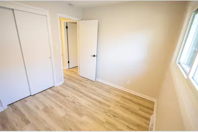 1020  Carrington Ave, South Milwaukee, WI 53172 - Photo 18