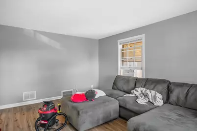 2238 S 82nd St #2240, West Allis, WI 53219 - Photo 6