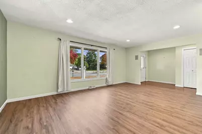2267 W Grange Ave, Milwaukee, WI 53221 - Photo 12