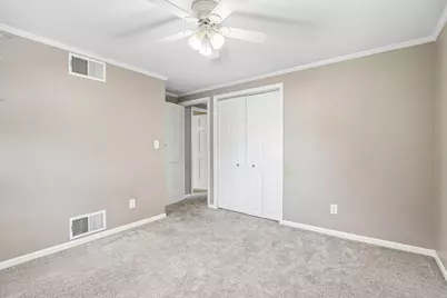 3605 S Oakdale Dr, New Berlin, WI 53151 - Photo 22