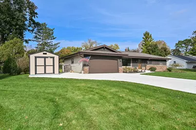 12030 W James Ave, Franklin, WI 53132 - Photo 34