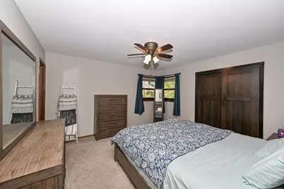 12030 W James Ave, Franklin, WI 53132 - Photo 16