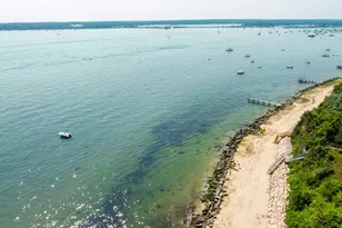 5 Pine Tree Ln, Tisbury, MA 02568 - Photo 10