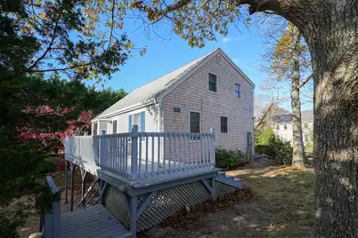 10 Kims Way, Oak Bluffs, MA 02557 - Photo 1