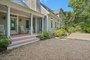 12 Duarte Cir, Edgartown, MA 02539 - Photo 2