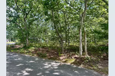 5 Candlemaker Circle, Edgartown, MA 02539 - Photo 1