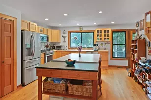 159 Lake St, Tisbury, MA 02568 - Photo 10