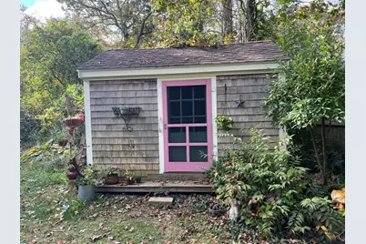 14 Twenty First Street N, Edgartown, MA 02539 - Photo 16