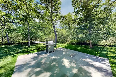 114 Meetinghouse Way, Edgartown, MA 02539 - Photo 20