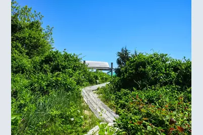 16 Frog Hollow, Tisbury, MA 02568 - Photo 4