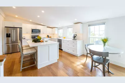 31 N Summer Street, Edgartown, MA 02539 - Photo 10