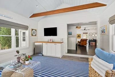 241 Daggett Avenue, Tisbury, MA 02568 - Photo 14