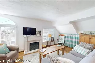 37 Circuit Ave, Oak Bluffs, MA 02557 - Photo 6