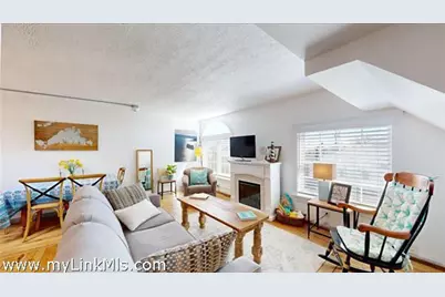 37 Circuit Avenue #UNIT 4, Oak Bluffs, MA 02557 - Photo 6