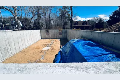 31 Temahigan Avenue, Oak Bluffs, MA 02557 - Photo 6