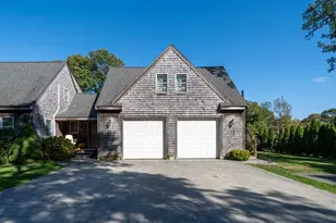 68 Front St, Oak Bluffs, MA 02557 - Photo 4