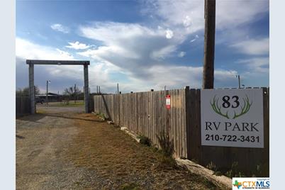 63 W County Road 4017 Road, La Pryor, TX 78872 - Photo 1