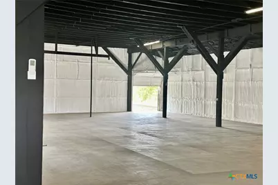 200 W New Braunfels Street #W3, Seguin, TX 78155 - Photo 6