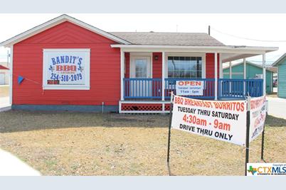 314 E Avenue D, Copperas Cove, TX 76522 - Photo 2