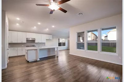 584 Tobacco Pass, New Braunfels, TX 78132 - Photo 10