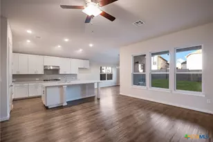 584 Tobacco Pass, New Braunfels, TX 78132 - Photo 10