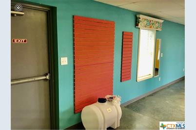 215 W Adams Avenue, Port O'Connor, TX 77982 - Photo 6