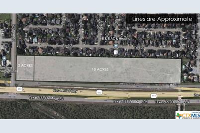 002 NE Zac Lentz Parkway, Victoria, TX 77904 - Photo 1