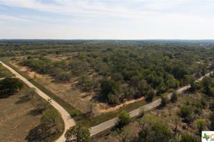 000 Roosevelt Rd, Luling, TX 78648 - Photo 14