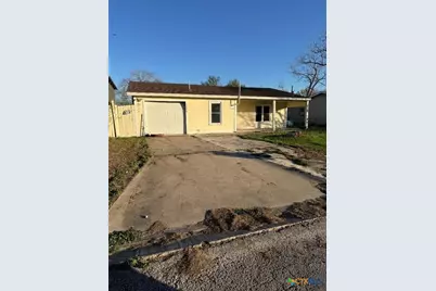 1408 Holloman Drive, Port Lavaca, TX 77979 - Photo 1