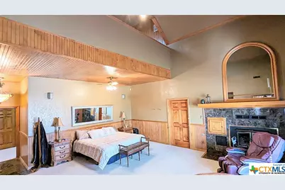 321 Weiss Road, New Braunfels, TX 78130 - Photo 8
