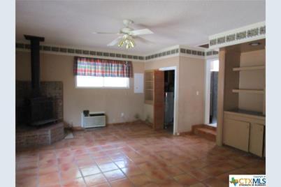 1203 N Walnut Avenue, New Braunfels, TX 78130 - Photo 20