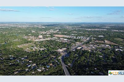1203 N Walnut Avenue, New Braunfels, TX 78130 - Photo 18