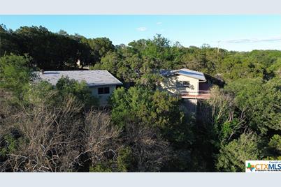 1203 N Walnut Avenue, New Braunfels, TX 78130 - Photo 1