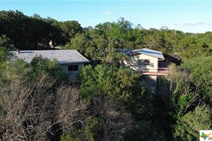 1203 N Walnut Ave, New Braunfels, TX 78130 - Photo 1