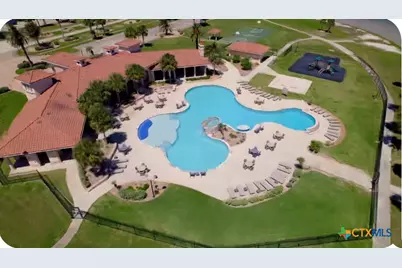 80 E Burgundy Bay, Port O'Connor, TX 77982 - Photo 2