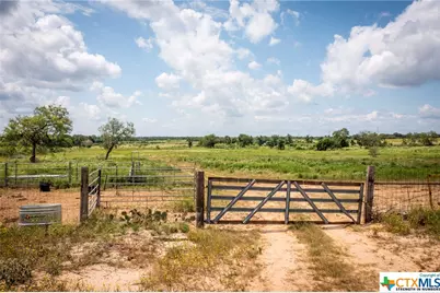 181 Pine Meadow Road, Seguin, TX 78155 - Photo 8