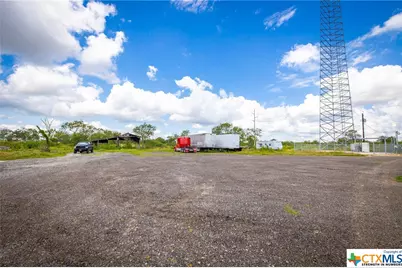 181 Pine Meadow Road, Seguin, TX 78155 - Photo 4