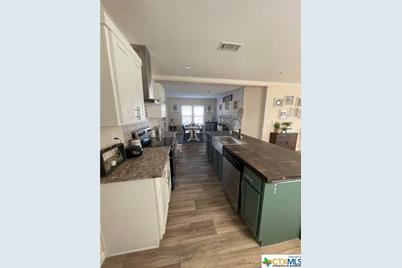 1831 County Rd 105, Gonzales, TX 78629 - Photo 14