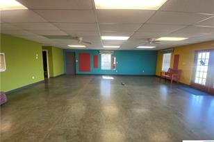 215 W Adams Ave, Port O'Connor, TX 77982 - Photo 8