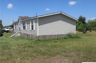 191 Refugio, Lolita, TX 77971 - Photo 2