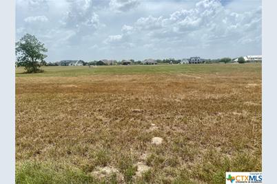 917 Sendera Loop, Victoria, TX 77904 - Photo 2