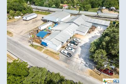 925 Saint Andrew Street, Gonzales, TX 78629 - Photo 1