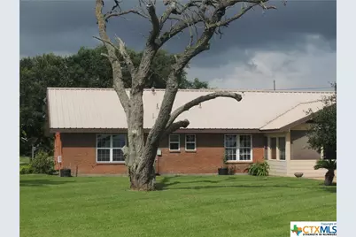 1608 S Virginia Street, Port Lavaca, TX 77979 - Photo 1