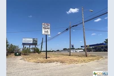 518 E Veterans Memorial Boulevard, Harker Heights, TX 76548 - Photo 2