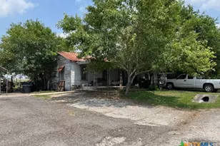 10690 Fm 20 Hwy, Kingsbury, TX 78638 - Photo 6