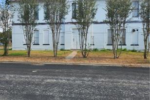 702 E Convent St, Victoria, TX 77901 - Photo 1